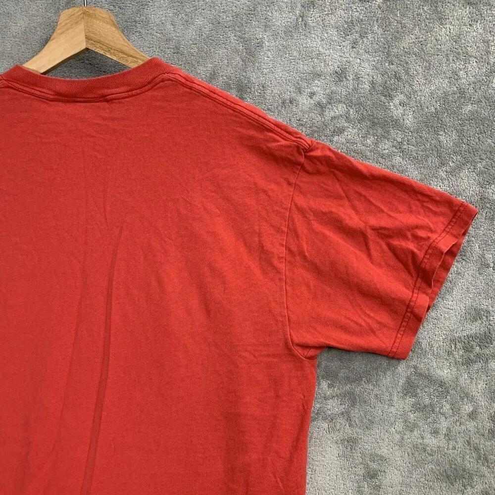 Vintage Disney Shirt Mens Medium Winnie The Pooh Red Jerry Leigh Tee Bee Cartoon - Picture 10 of 10